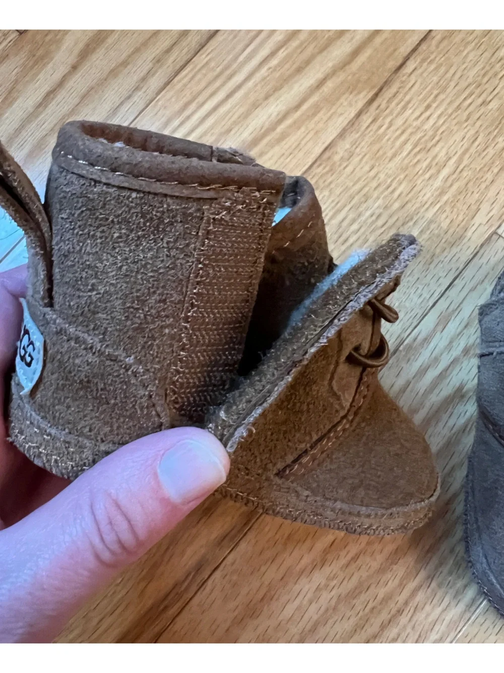 UGG Baby Infant Toddler Neumel Boots Chestnut Suede Infant Size 4/5